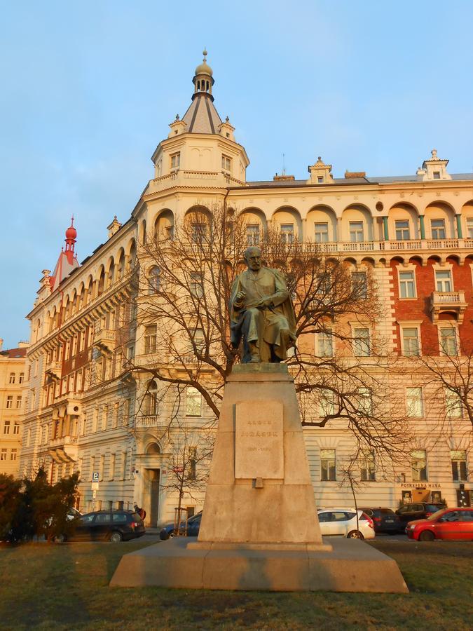 Hotel The Palace And